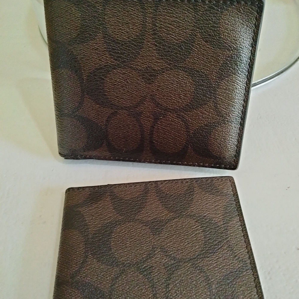 Signature men's Coach wallet